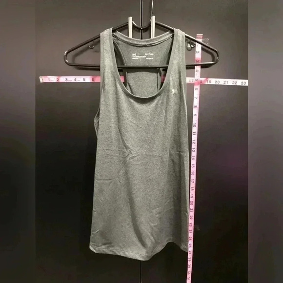Under Armor Loose Fit, Racerback, scoop neck, lAthletic Tank Top - Picture 1 of 5